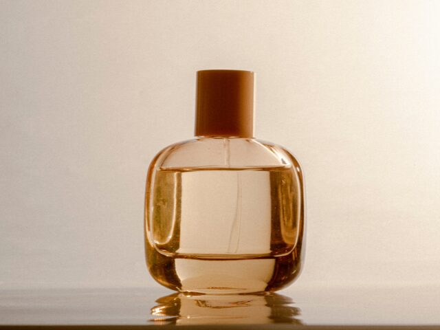 ジャスミンの香りが男ウケする理由は？注意が必要なブレンドも解説